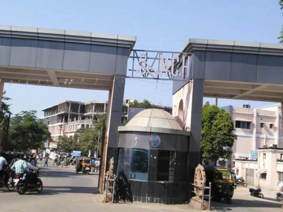  Junior doc stir: Odisha govt shifts SCB Urology HOD
