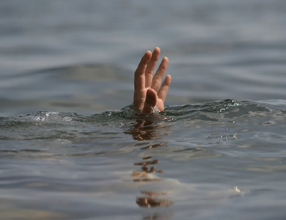  Vessel carrying 65 passengers capsizes off coast of Libya