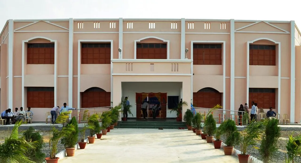  Drunk principal thrashes minor with iron rod in Adarsh Vidyalaya in Odisha