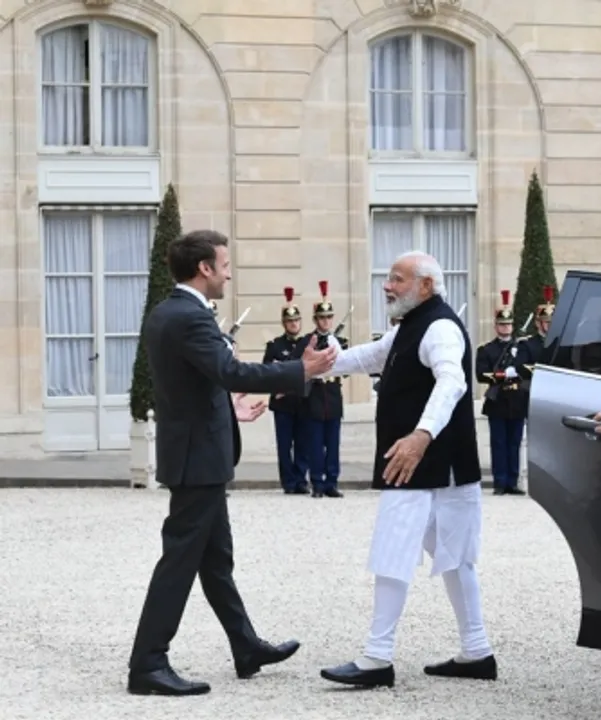  Modi meets Macron, discusses situation in Ukraine & Afghanistan