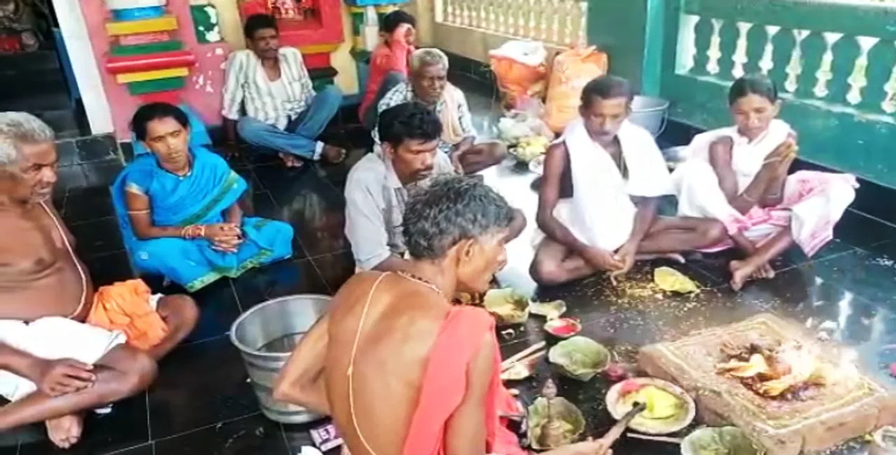  Happy Reunion: Odisha woman marries 'dead' man