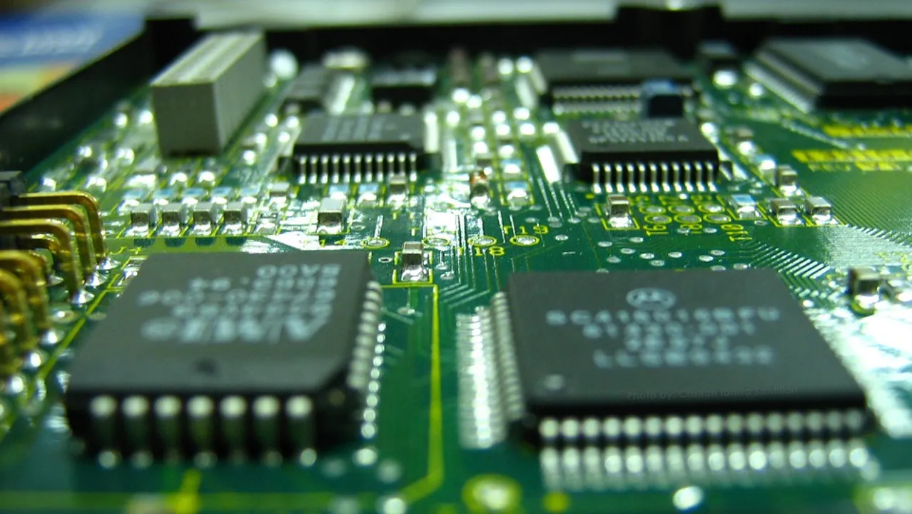  US chip company Lam Research to invest Rs 10,000 Cr in India