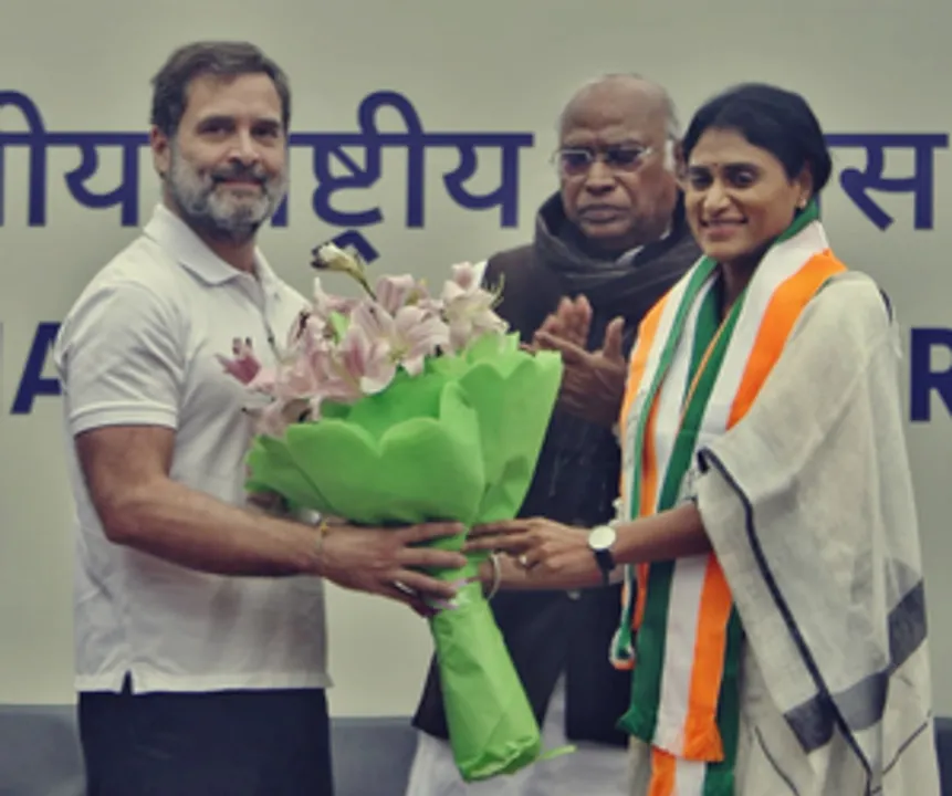  Y.S. Sharmila's entry may change political equation in Andhra