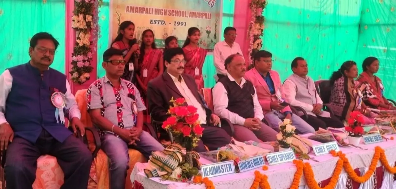  ‘ବିଦ୍ୟାଳୟ ହେଉଛି ଶିକ୍ଷା ରୂପକ ମନ୍ଦିର, ଶିକ୍ଷାର୍ଥୀ ହେଉଛନ୍ତି ଭଗବାନ’