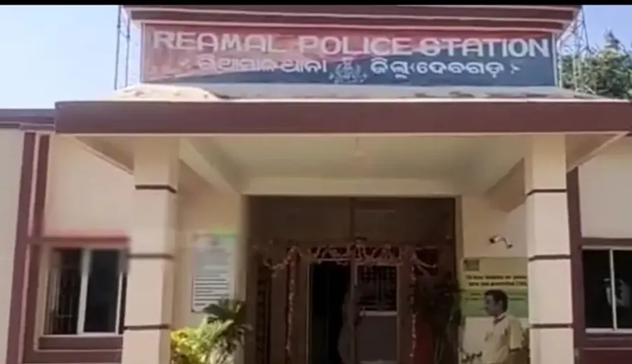  ରିଆମାଳରେ ଚାଞ୍ଚଲ୍ୟ: ୧୭ ବର୍ଷୀୟ ନାବାଳକକୁ ହତ୍ୟା