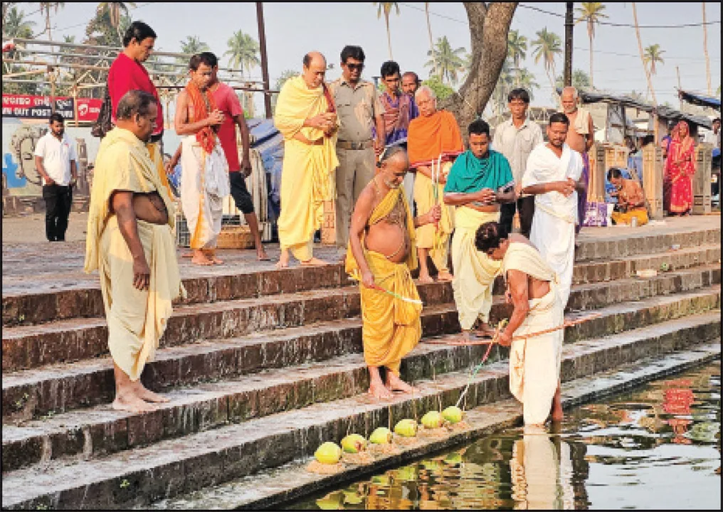  ବେଣ୍ଟ ପୋଖରୀରେ ମହାପ୍ରଭୁଙ୍କ ବେଣ୍ଟ ନୀତି