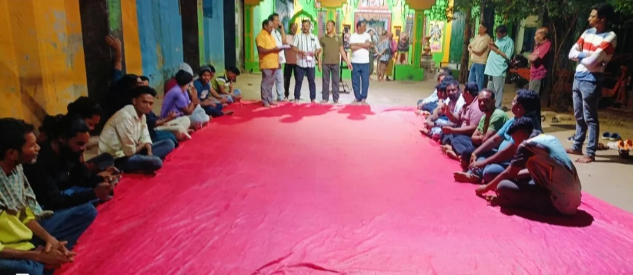  Rudrakali Natya Sangh organizes book worship of social drama for 13-day Danda Yatra Photograph: (sambad.in) 