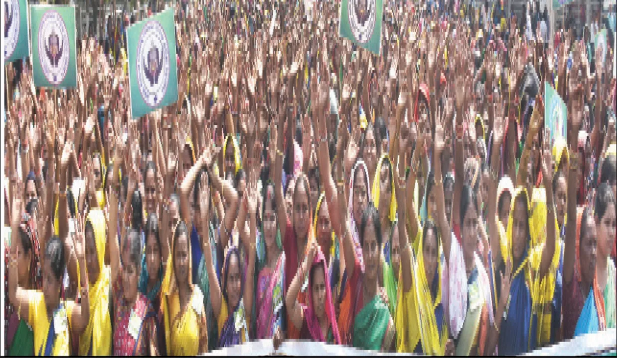  ଦରମା ବୃଦ୍ଧି ଦାବିରେ ପାଚିକାଙ୍କ ମେଳି