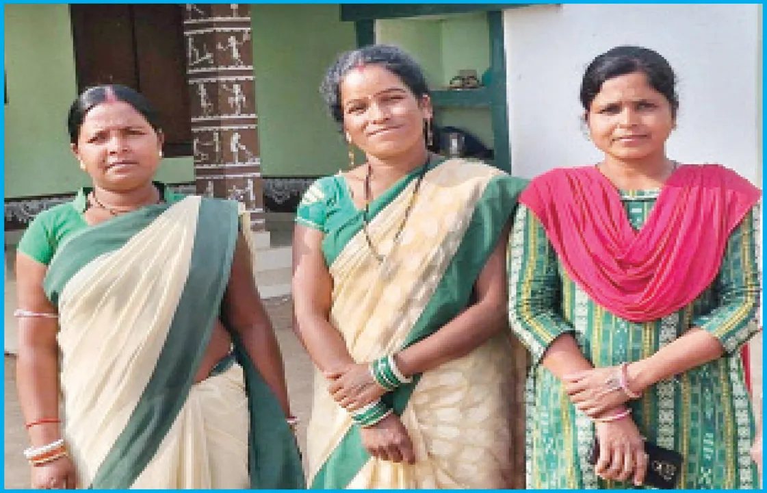  ଉଦାହରଣ ସୃଷ୍ଟି କଲେ ୩ ଚକୋଟିଆ ଭୁଞ୍ଜିଆ ମହିଳା: ପ୍ରତିବନ୍ଧକ ସତ୍ତ୍ବେ ପାଠ ପଢ଼ିଲେ