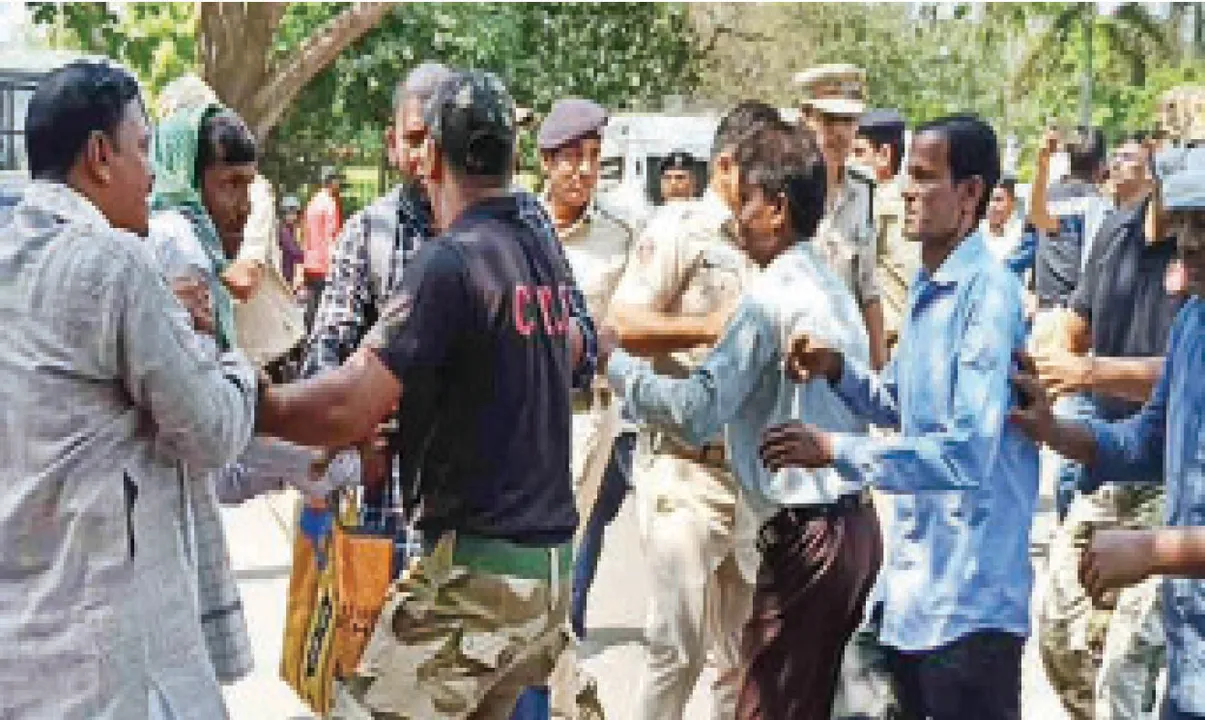  ପୁଲିସ-ଚାଷୀ ଧସ୍ତାଧସ୍ତି: ୮ ଆନ୍ଦୋଳନକାରୀ, ଦୁଇ ପୁଲିସ ଆହତ, ବିଧାନସଭା ଆଗରୁ ଉଠାଇନେଲା ପୁଲିସ
