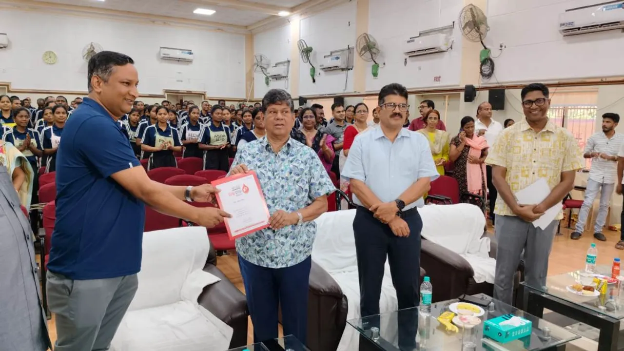 Blood Donation Camp by Sambad Ama Odisha Photograph: (sambad.in) 