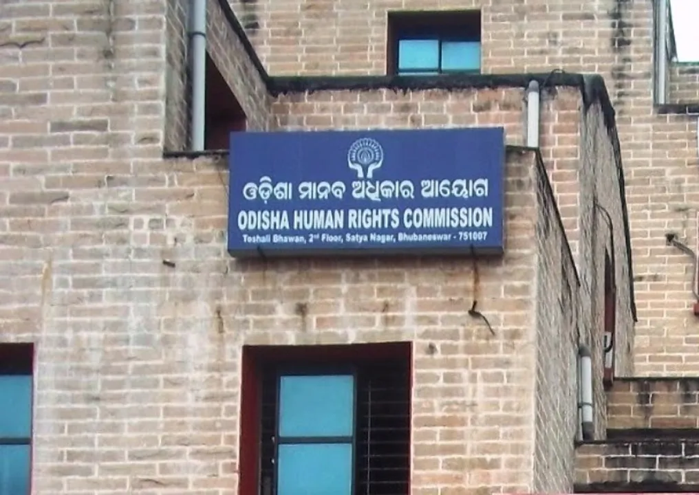  ବ୍ୟାଙ୍କ ମ୍ୟାନେଜରଙ୍କ ଗିରଫଦାରୀ ଘଟଣା : ତଦନ୍ତ ନିର୍ଦ୍ଦେଶ ଦେଲେ ମାନବାଧିକାର କମିସନ