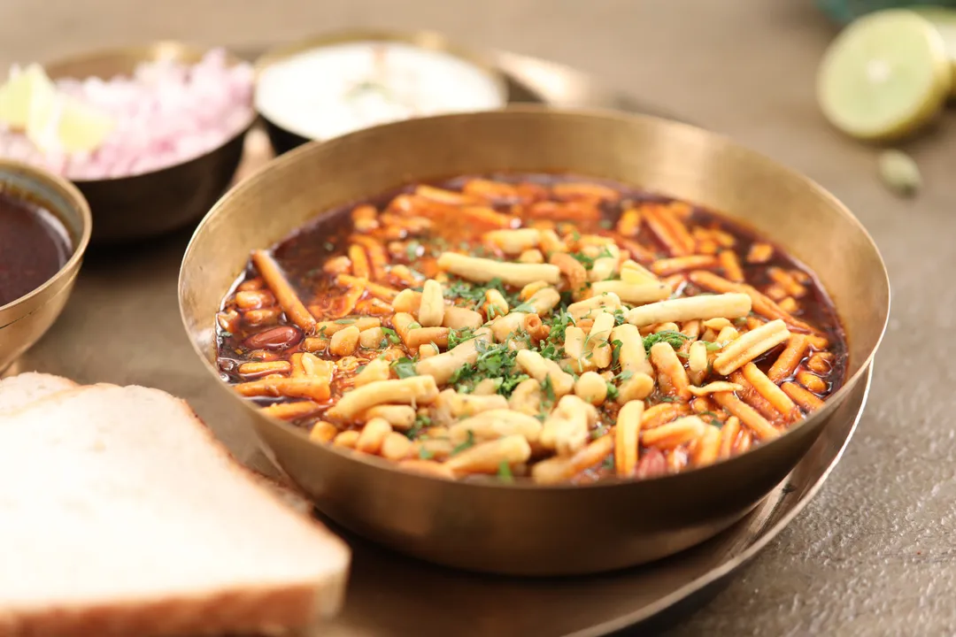 Kolhapuri Misal - YT