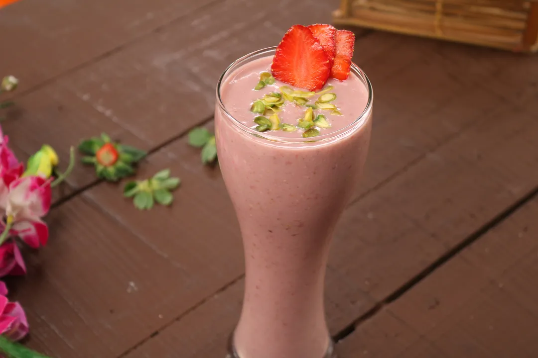 Badam Berry Smoothie 2