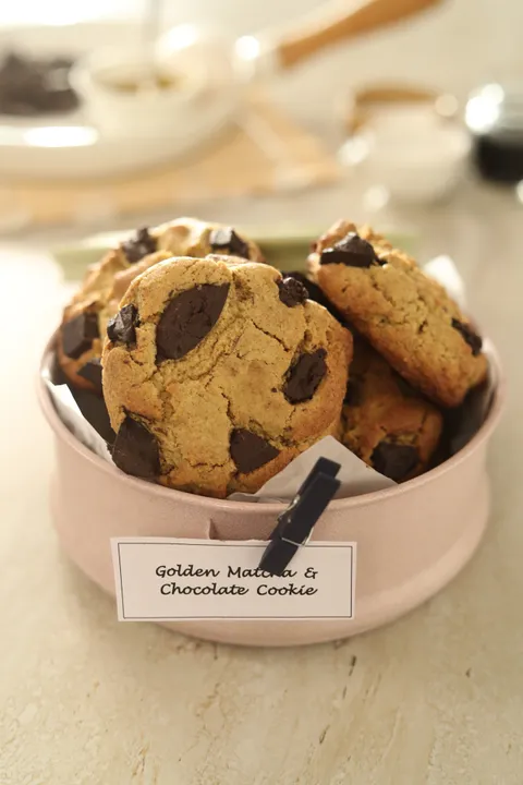 Golden Matcha and Chocolate Cookies - YT