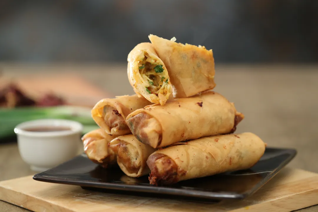 Cheesy Chicken Tikka Spring Rolls - YT