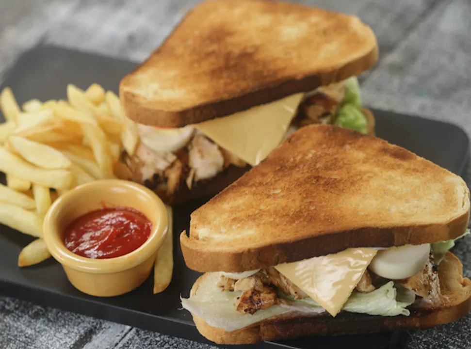 Grilled Chicken and Egg Sandwich   