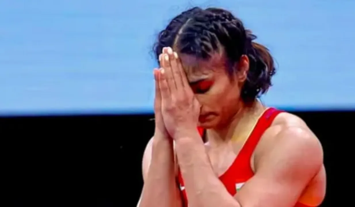 In a devastating turn of events, Vinesh Phogat has been disqualified from the Paris Olympics just before her 50 kg gold medal bout due to a minor weight issue.