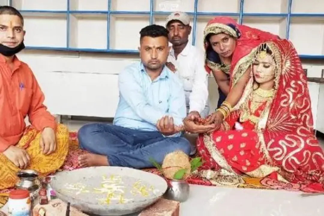 Muslim Couple Performs Kanyadaan, Hosts Wedding Of A Hindu Girl