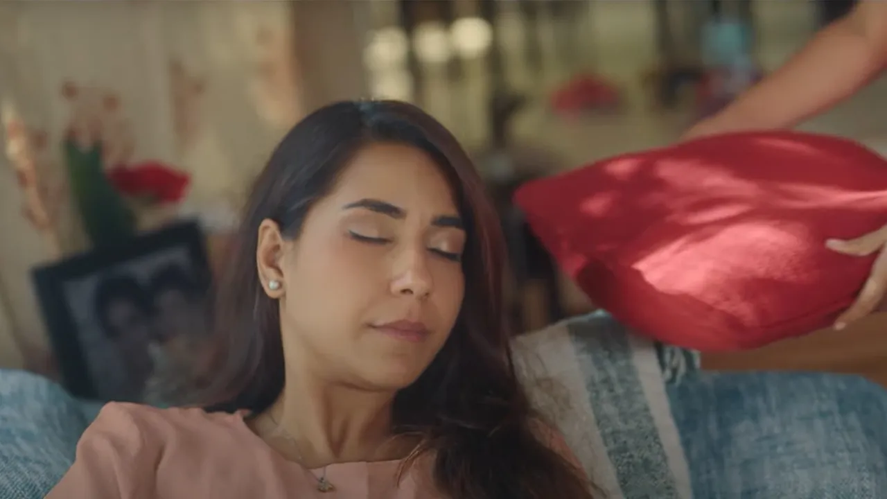 Kotak Mahindra Life Insurance raises a heartfelt toast to all moms this Mother’s Day