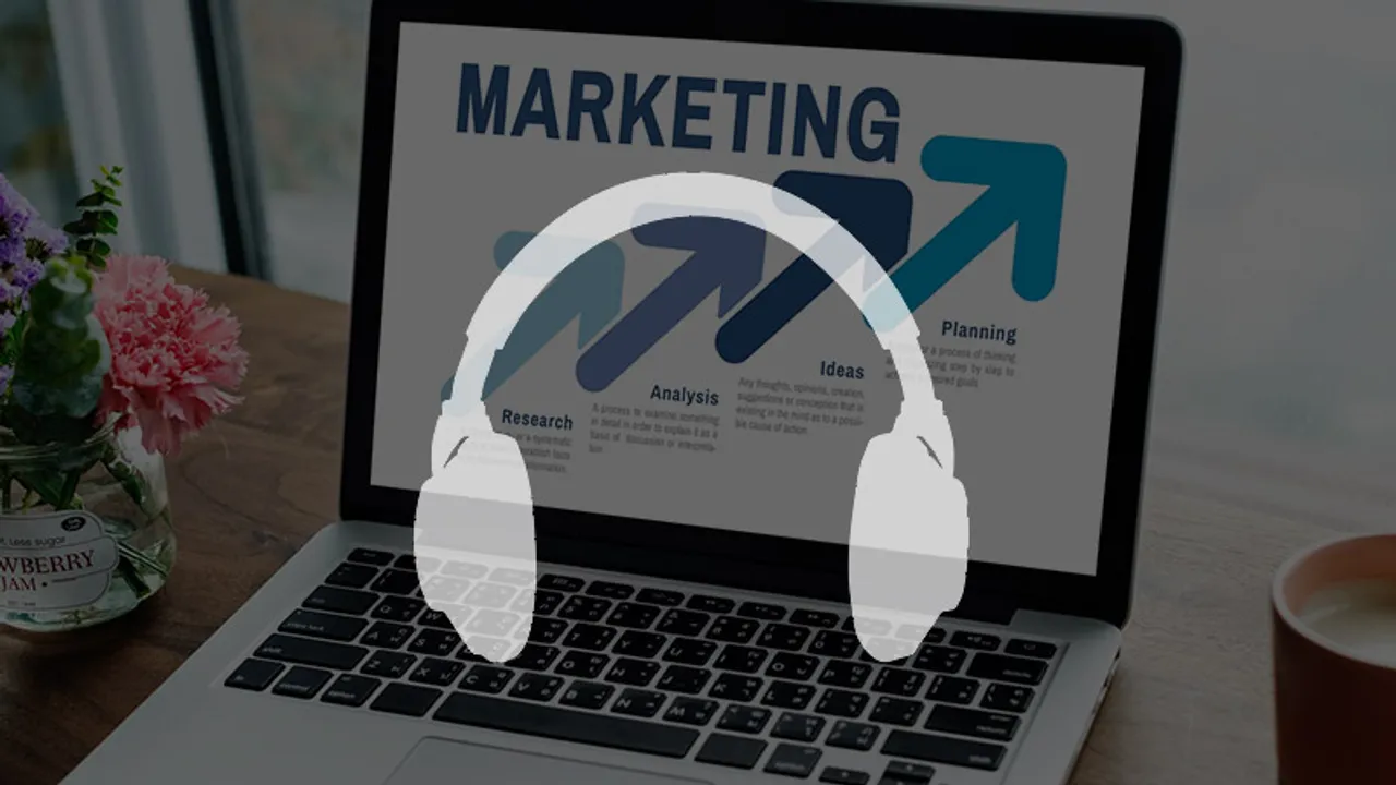 Infographic: 30 Digital Marketing Podcasts you should listen to in 2019