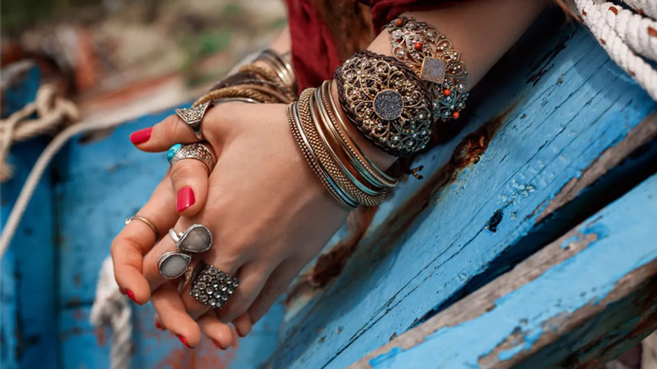 [Case Study] Gehna Jewellers leverage Instagram Stories to celebrate Dhanteras