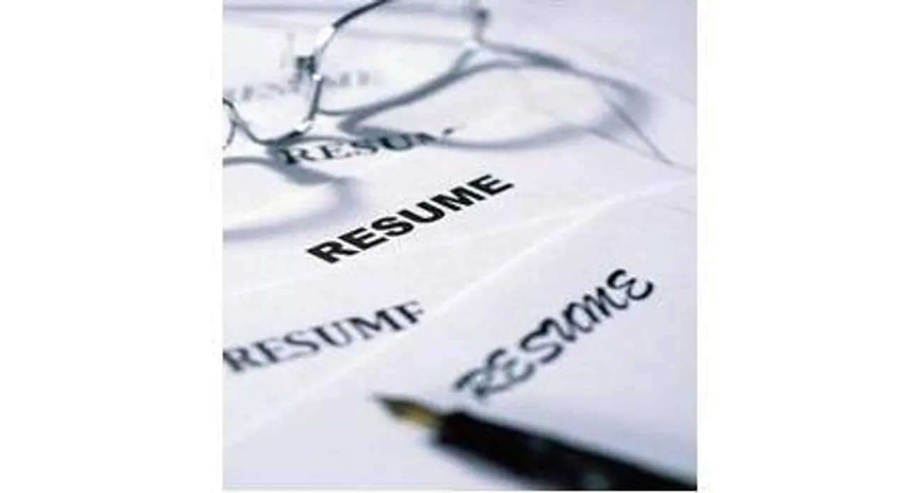 5 Steps to Create an Impressive Social Media Resume