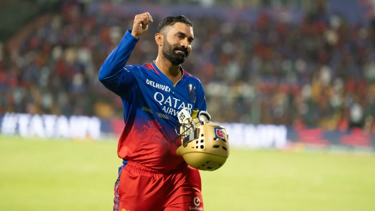 Dinesh Karthik has 174 dismissals in IPL