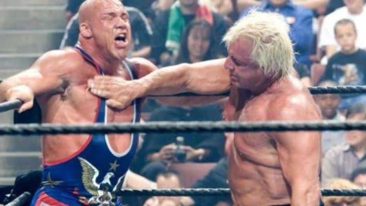 Ric Flair – Chops to the chest 