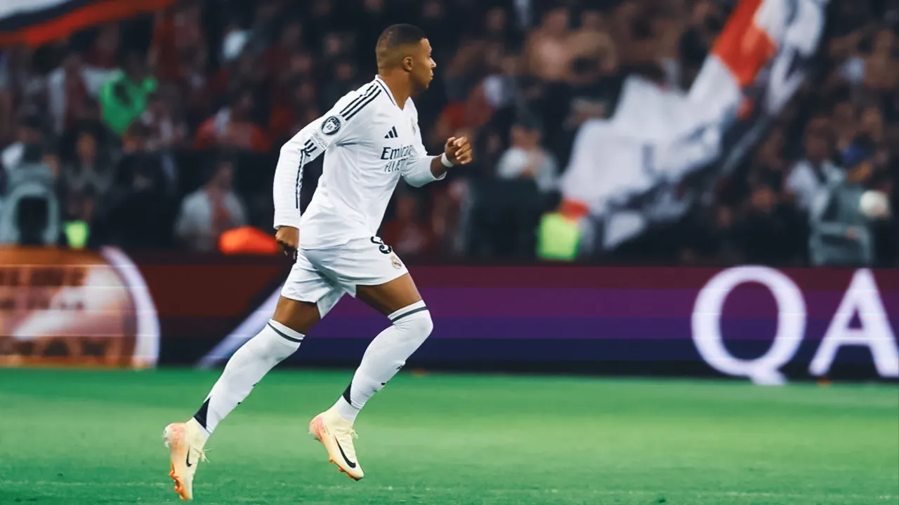 Kylian Mbappe came in the second half against Lille - sportzpoint.com