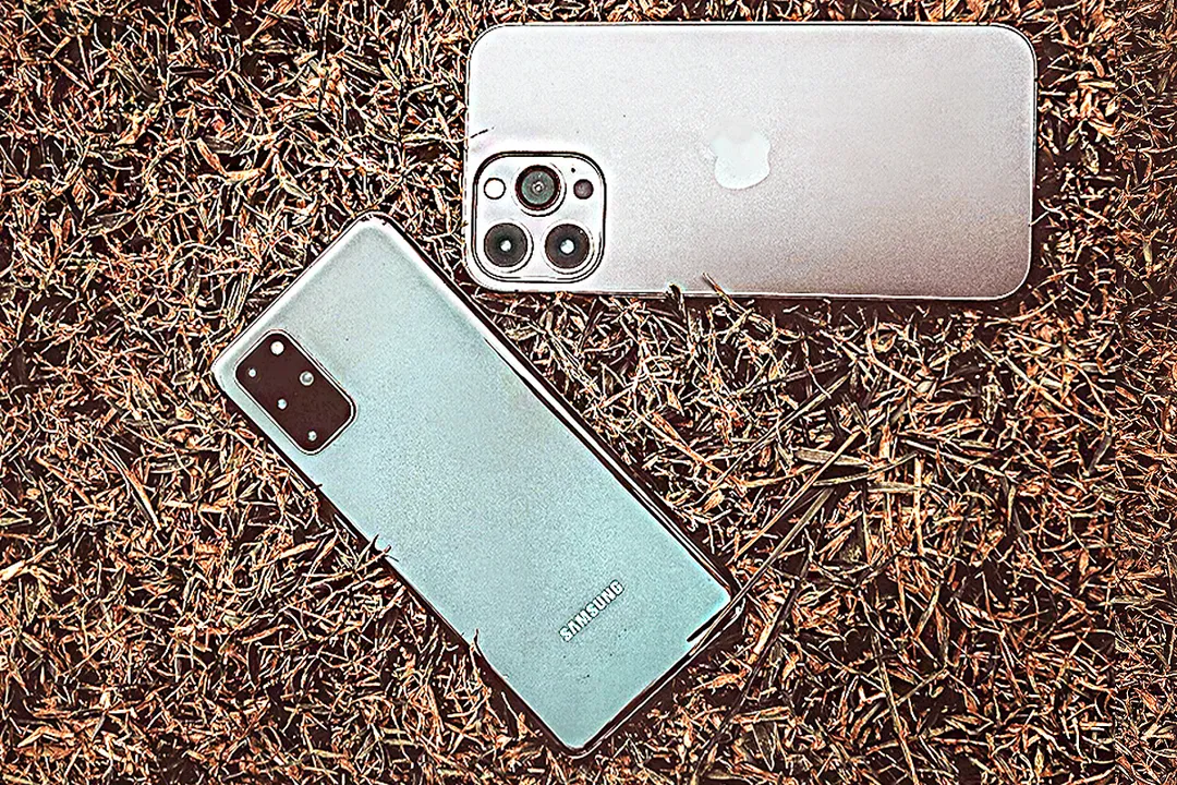 iphone samsung smartphone