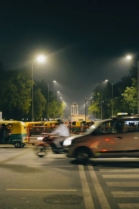  Soon there’ll be only electric-commercial vehicles/cabs in Delhi: Government sets deadline