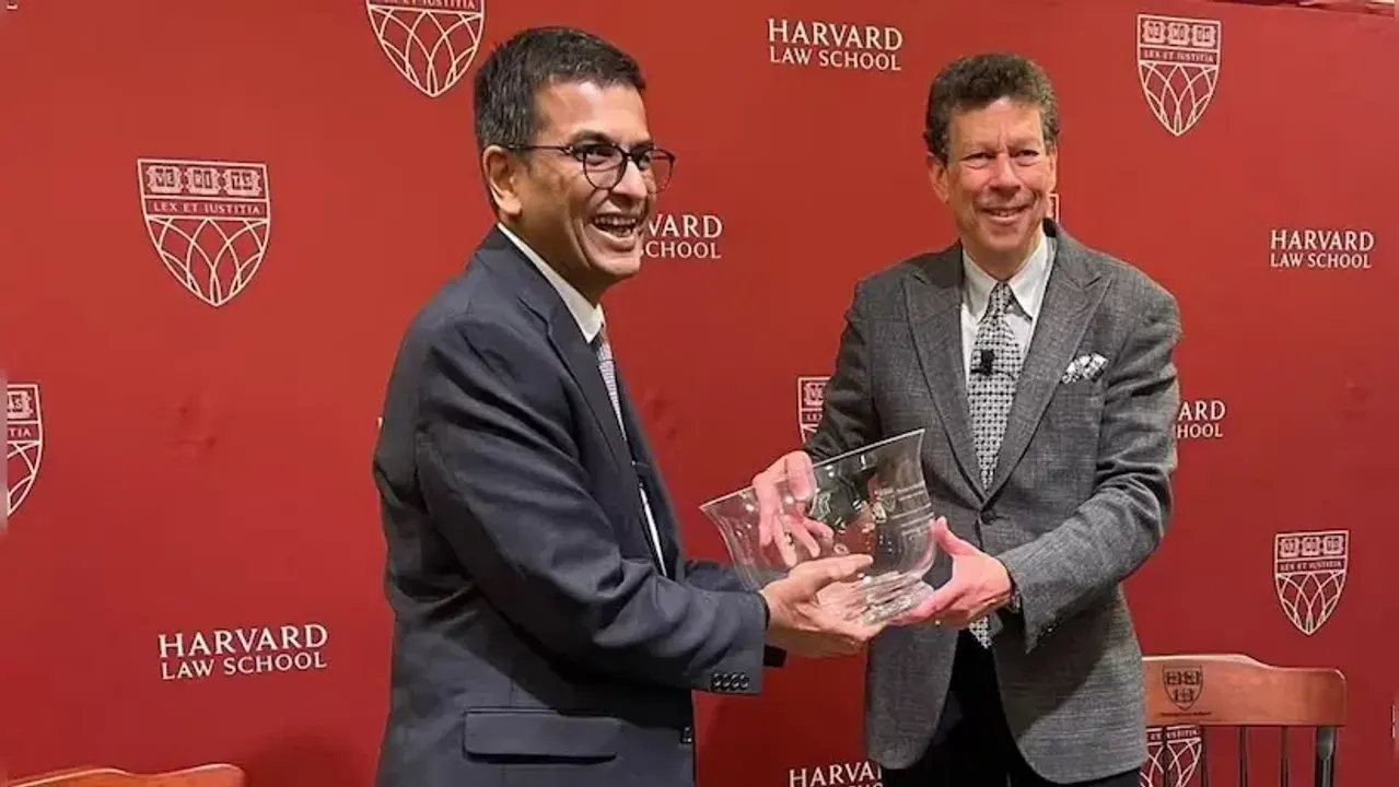  Harvard Law School honours CJI Chandrachud with the "Award for Global Leadership"