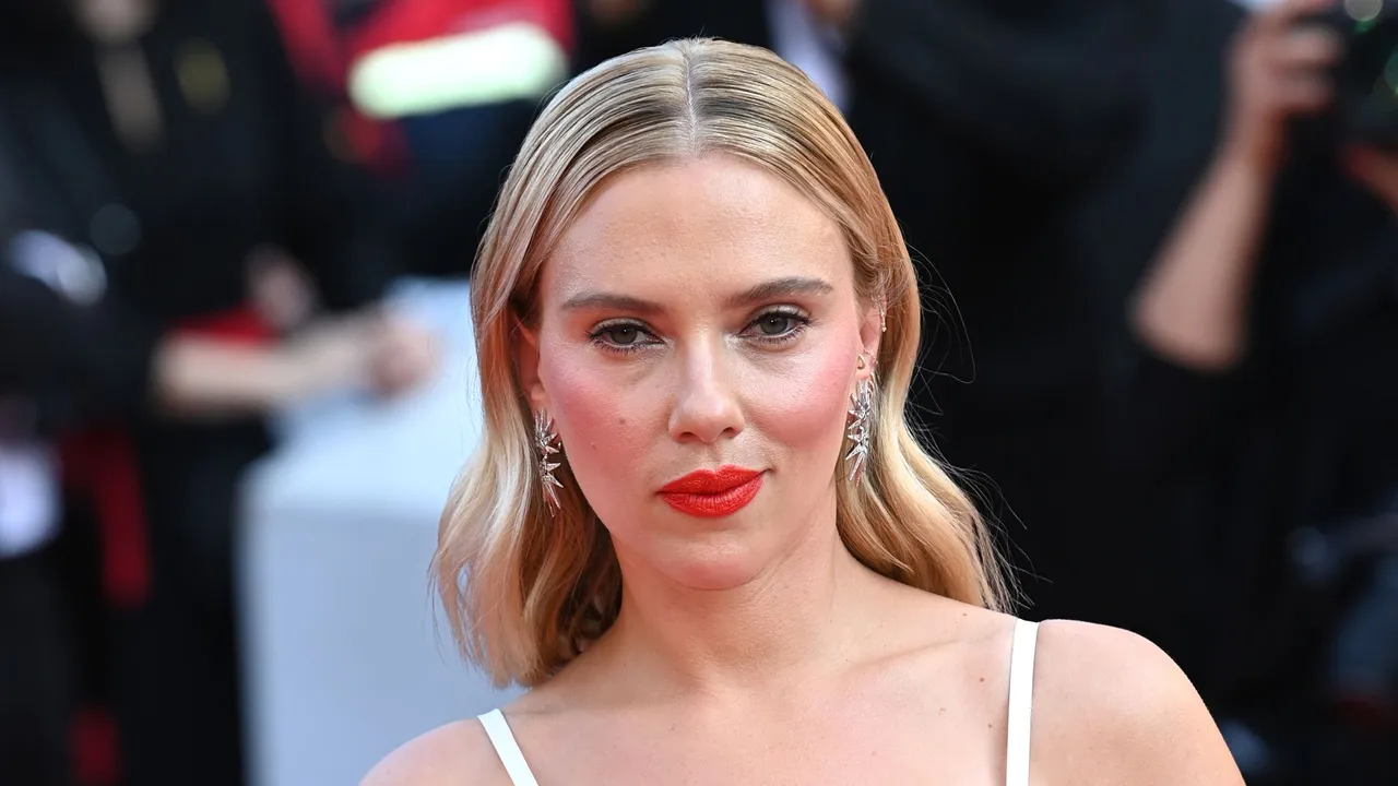  Scarlett Johansson 'shocked and angered' by alleged unauthorized recreation of her voice by OpenAI
