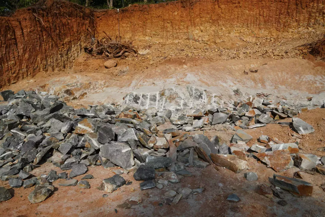  1,600 tonnes of Lithium and three Uranium deposits discovered in India