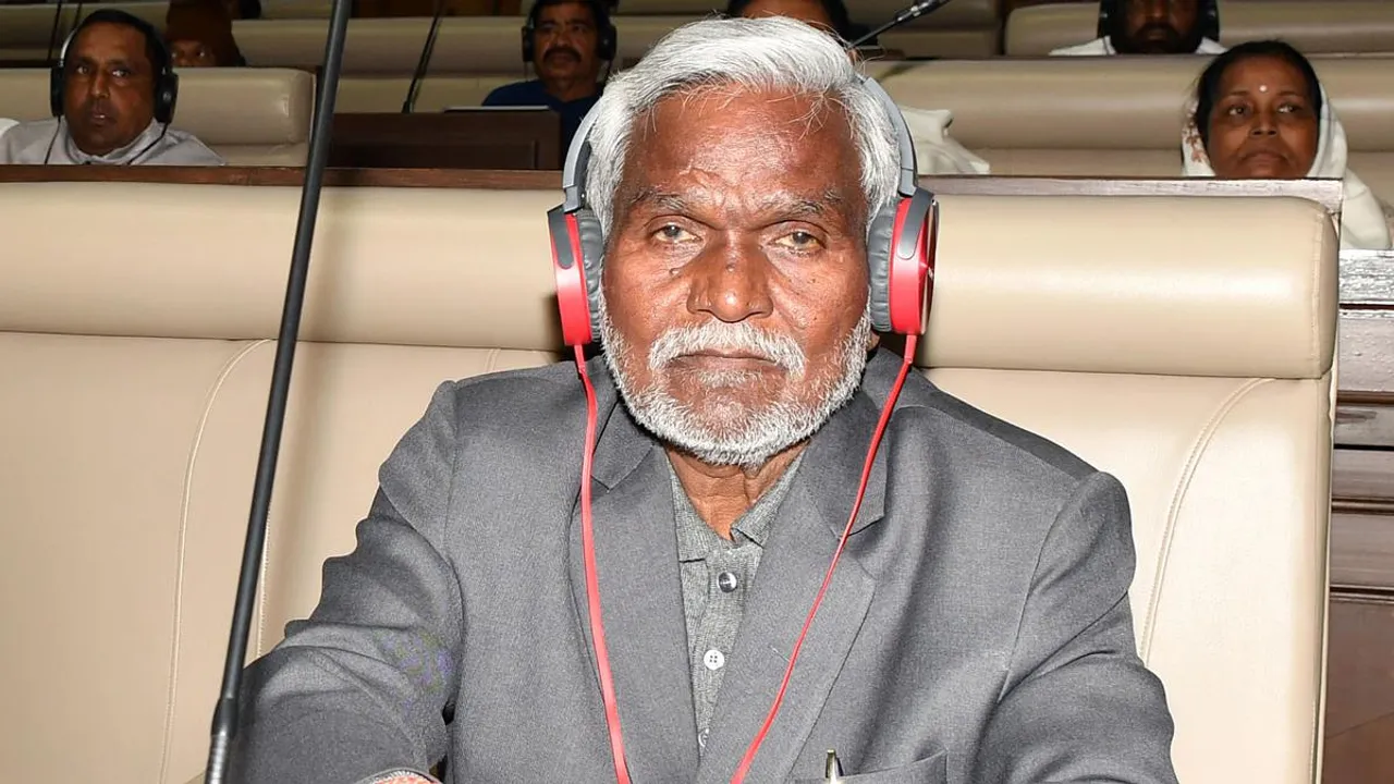  Jharkhand Elections: Champai Soren's bold move and the potential split in JMM