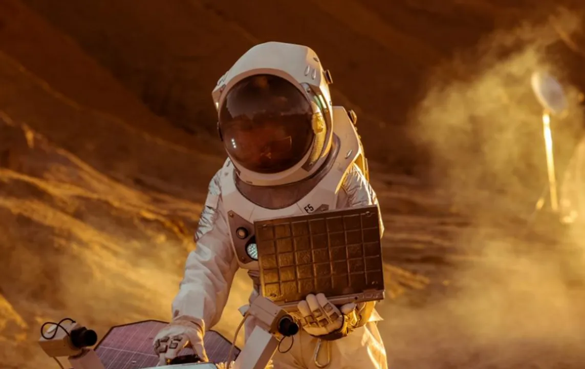  China creates new 'Mars battery' that generates power from its atmosphere