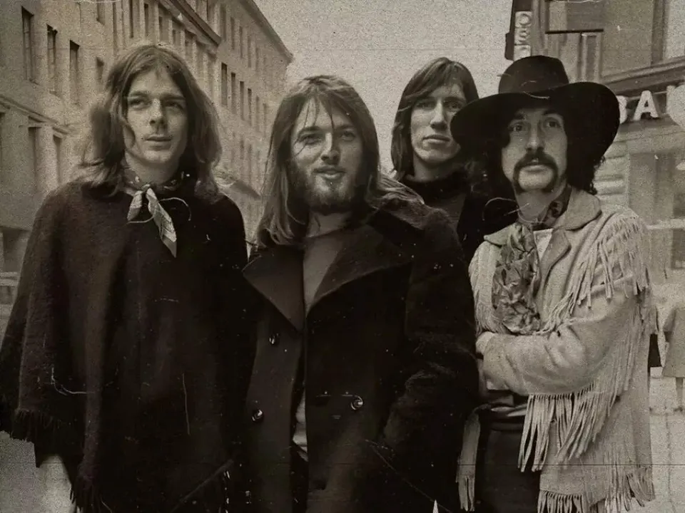  Pink Floyd sells its music rights to Sony for $400 million