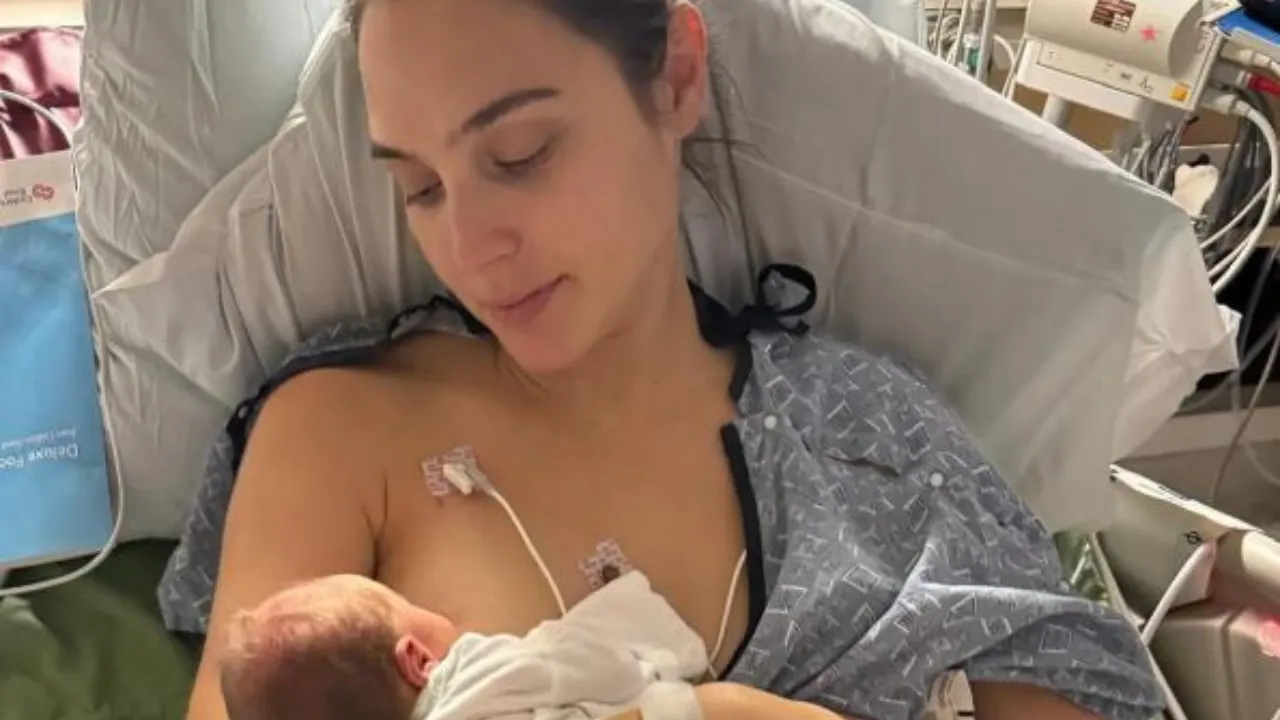  Gal Gadot with daughter Ori 
