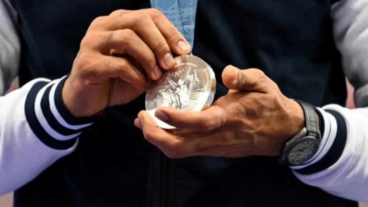 Paris Olympians claim medal condition deteriorating after months after