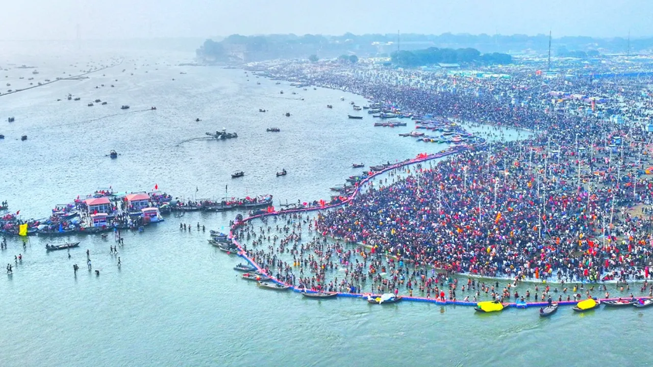  Maha Kumbh Mela  Photograph: (X/Mahakumbh) 