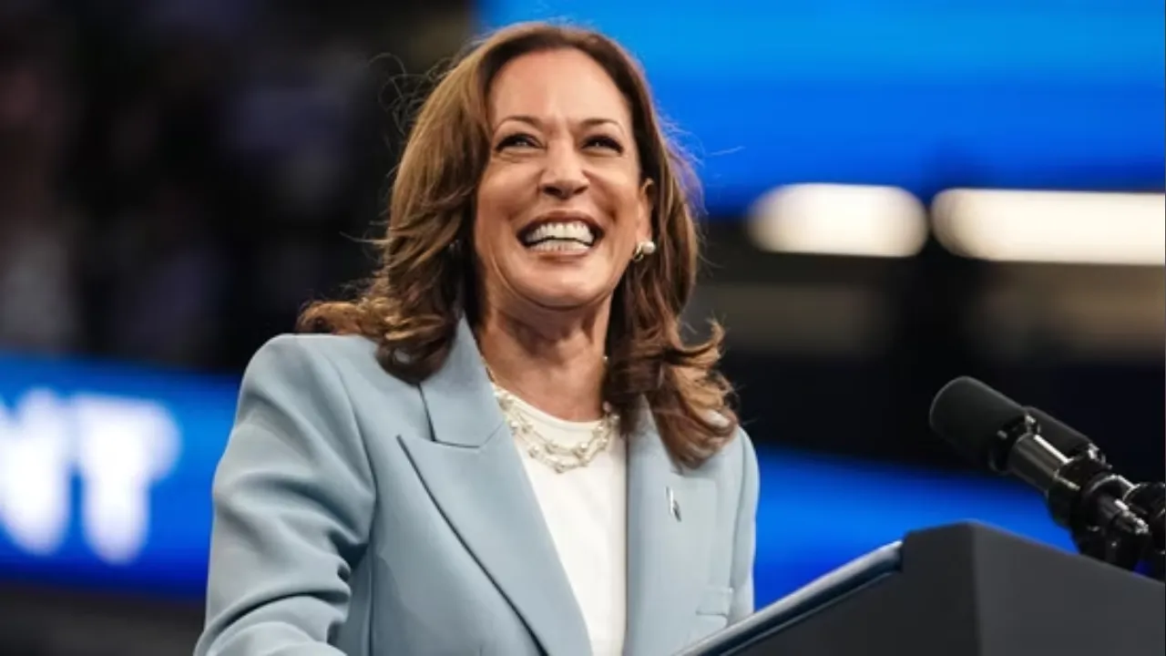  FCC releases full version of Kamala Harris' '60 minutes' interview. Here's what she said in uncut version  Photograph: (AFP) 