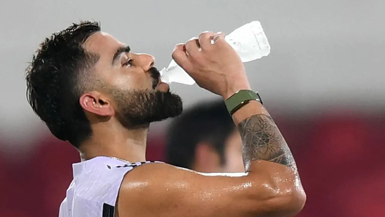  IND vs ENG, 2nd ODI: Virat Kohli to return for Cuttack contest confirms batting coach Sitanshu Kotak Photograph: (AFP) 
