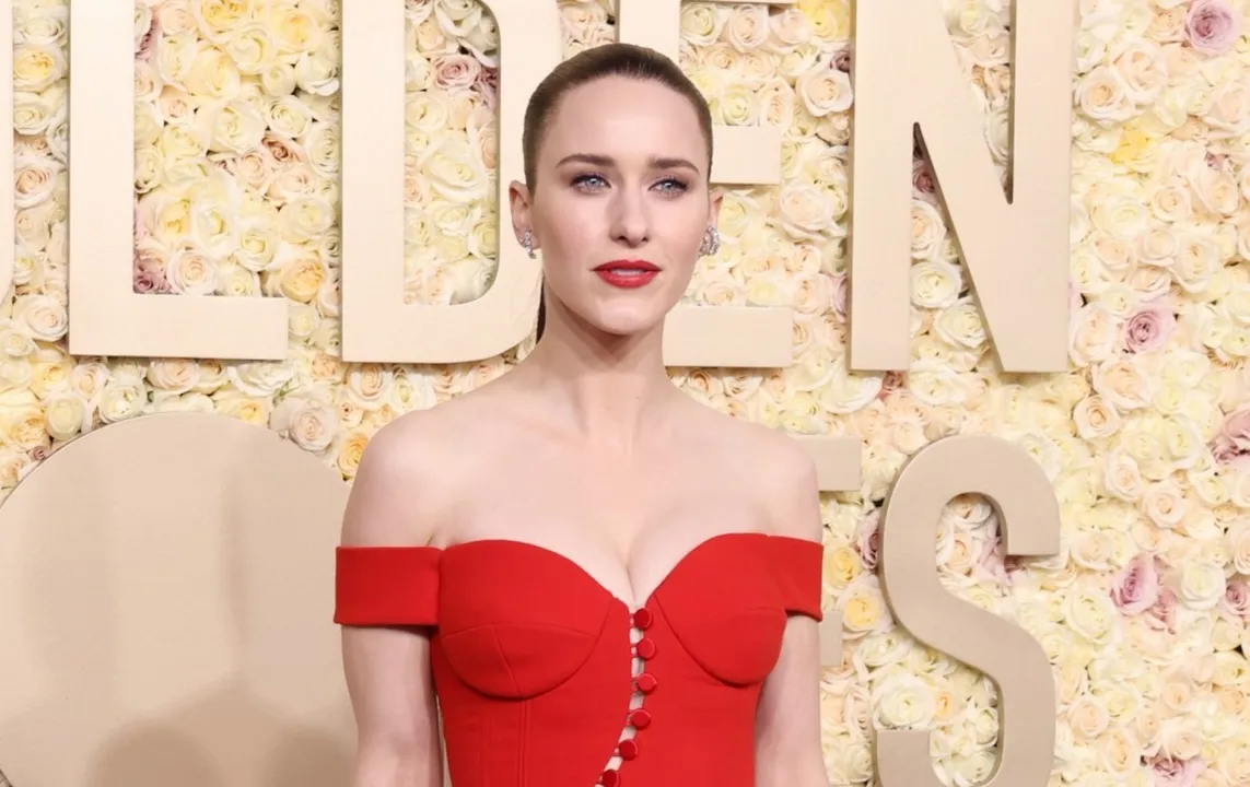  Rachel Brosnahan  Photograph: (X/rachelbrosnahan ) 