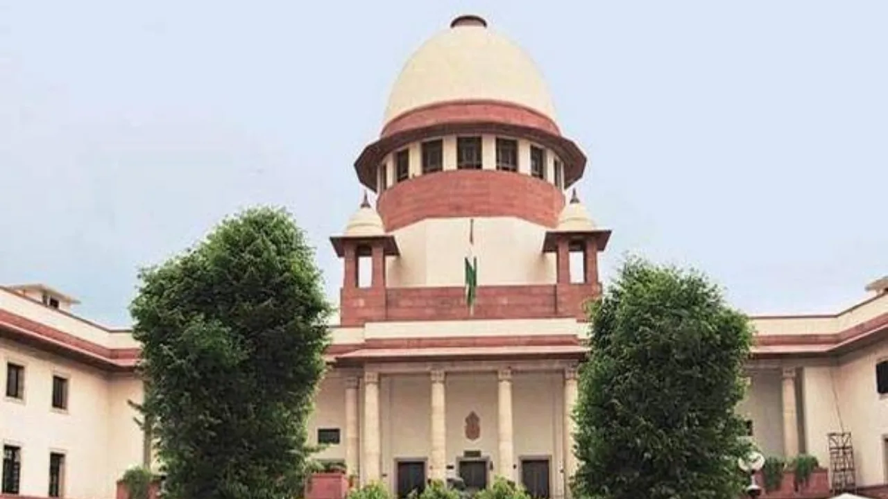  Supreme court criticises freebies, says people not willing to work Photograph: (ANI ) 