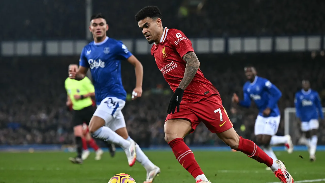  Premier League: Liverpool held by Everton, four red cards in fiery last Goodison Park derby Photograph: (AFP) 