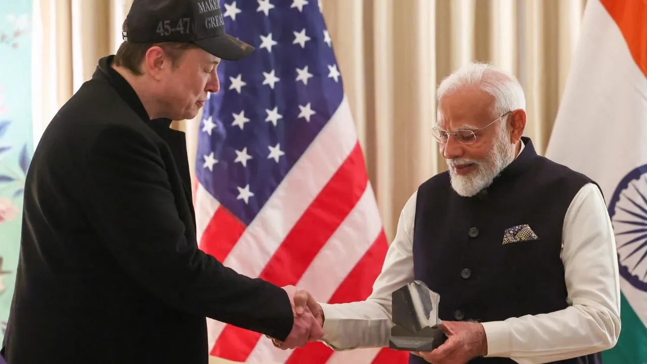  SpaceX CEO presented a special gift to PM Modi on Thursday (Feb 13). Photograph: (X/@narendramodi) 