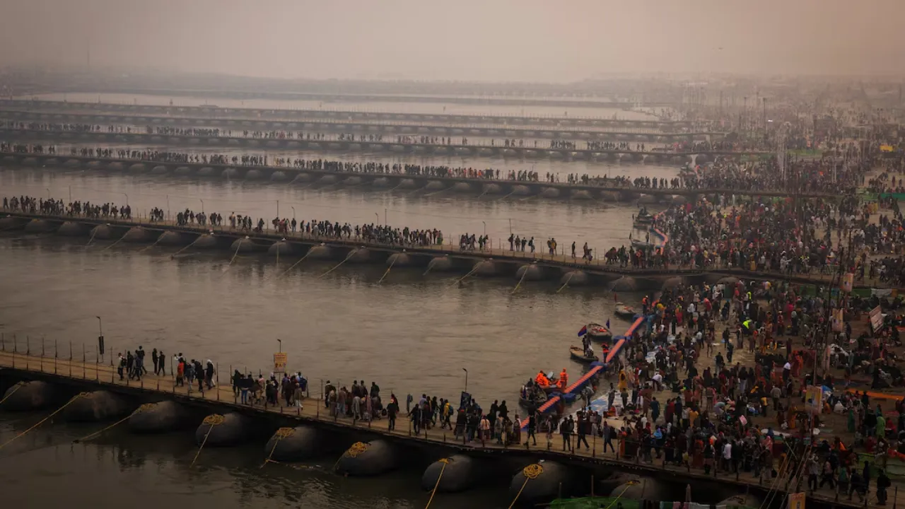  Is Maha Kumbh Mela 2025 extended? Prayagraj DM clears the air Photograph: (Reuters ) 