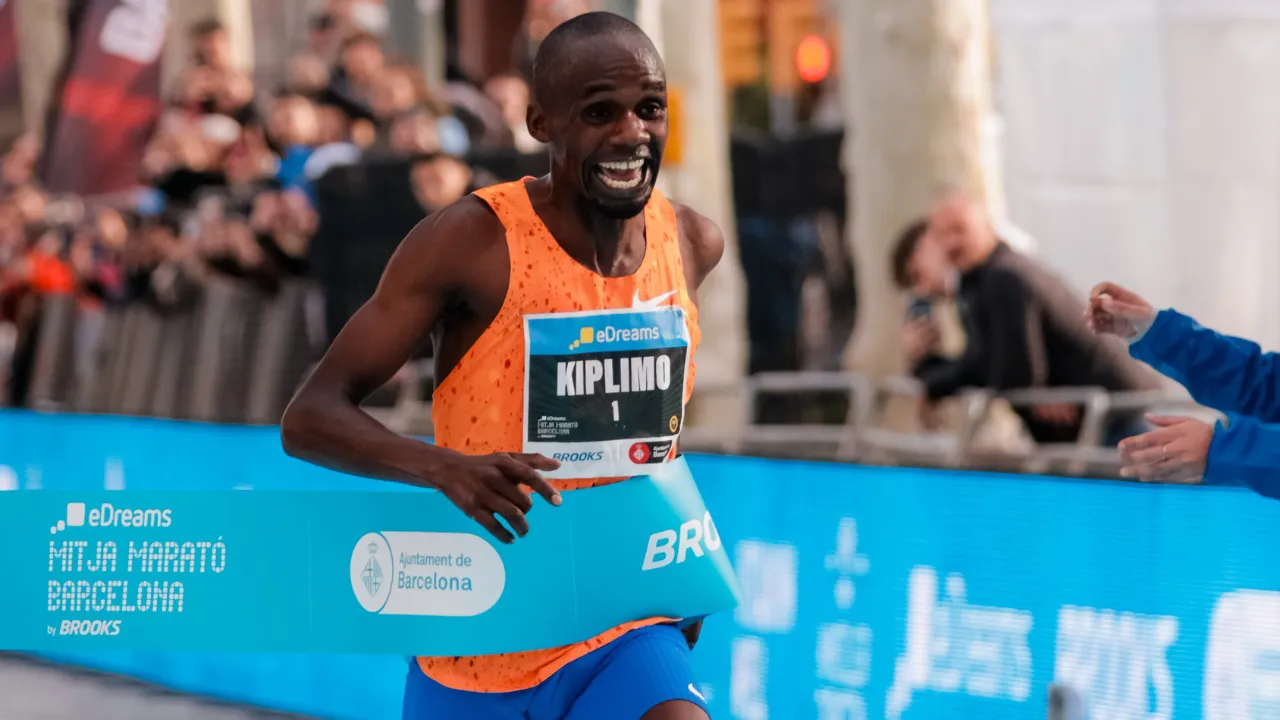  Jacob Kiplimo Photograph: (X (@WorldAthletics)) 