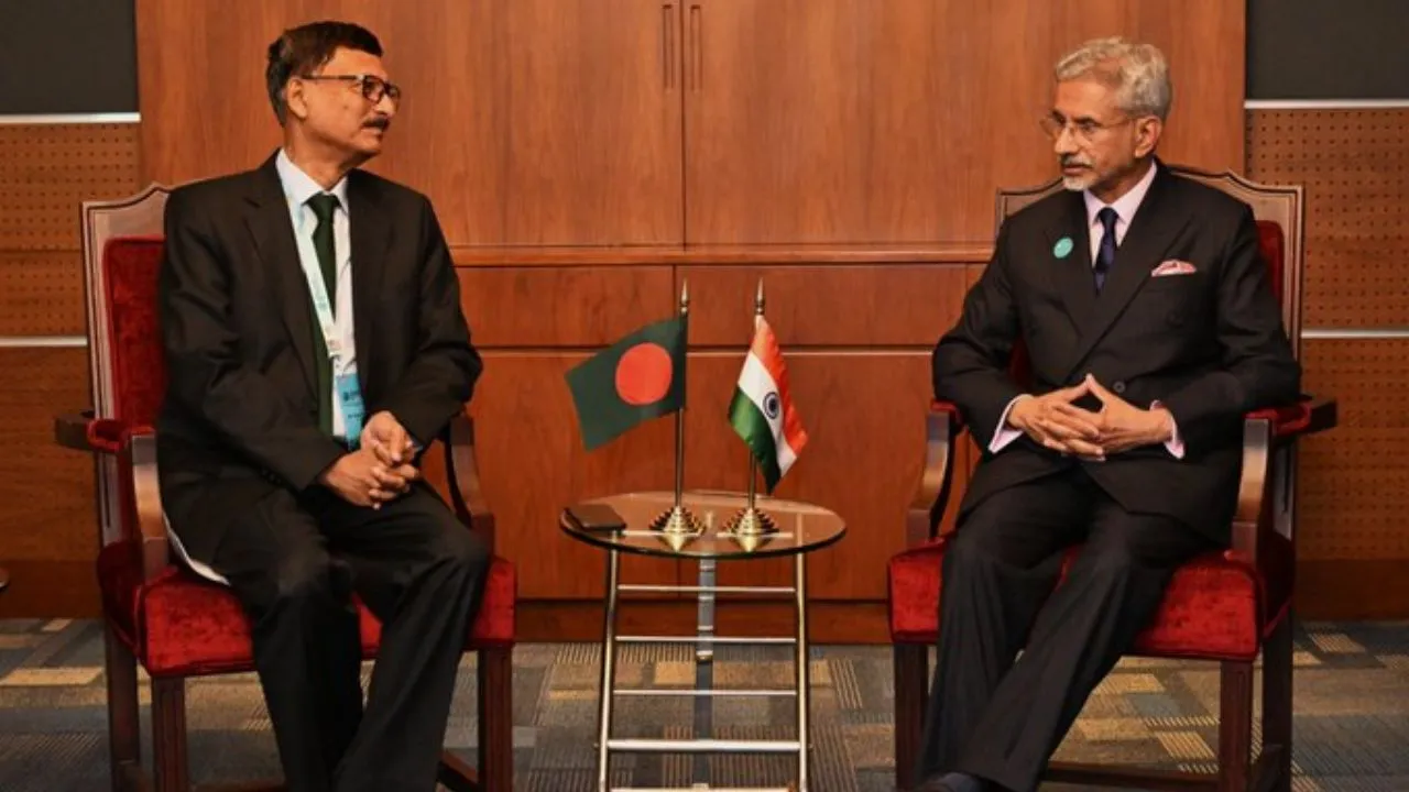  Indian External Affairs Minister S Jaishankar and Bangladesh Foreign Affairs Adviser Md. Touhid Hossain Photograph: (X/@DrSJaishankar) 